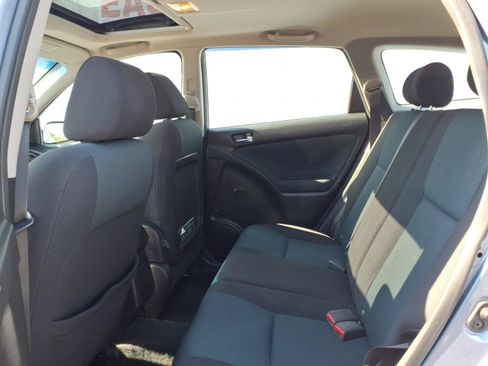 Used 2007 Toyota Matrix XR FWD image 8
