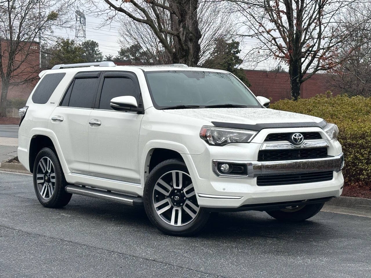 Used 2017 Toyota 4Runner Limited AWD/4WD image 2