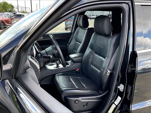 Used 2014 Jeep Grand Cherokee Summit w/ Trailer Tow Group IV RWD image 8