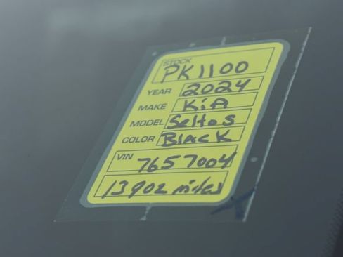Certified 2024 Kia Seltos LX AWD/4WD image 14