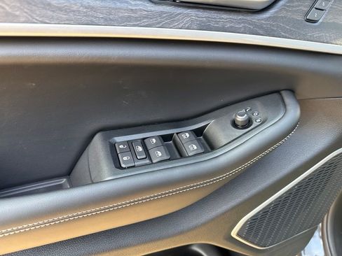 New 2026 Jeep Grand Cherokee L Limited AWD/4WD image 21