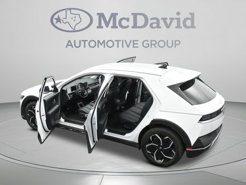 Used 2024 Hyundai Ioniq 5 SEL RWD image 44