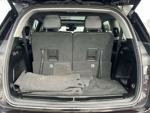 Used 2022 Jeep Grand Cherokee L Limited w/ Luxury Tech Group II image 22