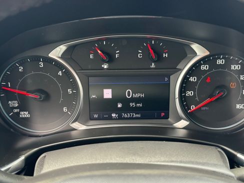 Used 2019 Chevrolet Equinox Premier FWD image 22