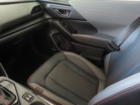 Used 2025 Subaru Crosstrek 2.5i Limited w/ Crosstrek Mirror Package AWD/4WD image 22