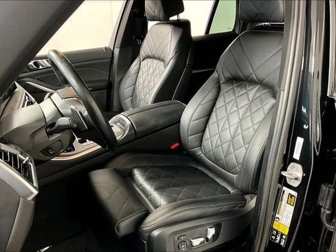 Used 2024 BMW X5 xDrive40i image 25