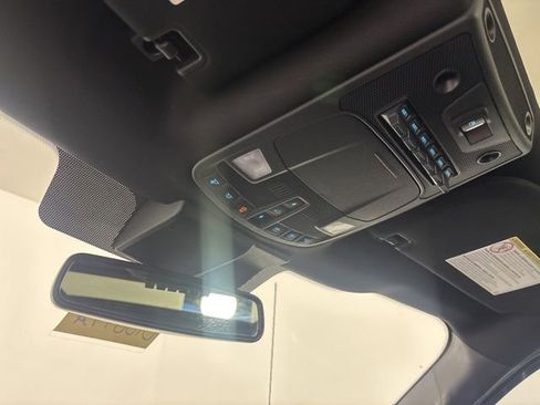 Used 2022 Ford F350 Lariat w/ Lariat Ultimate Package image 21