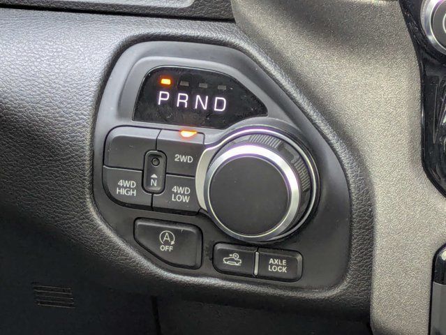 Used 2025 RAM 1500 Warlock AWD/4WD image 17