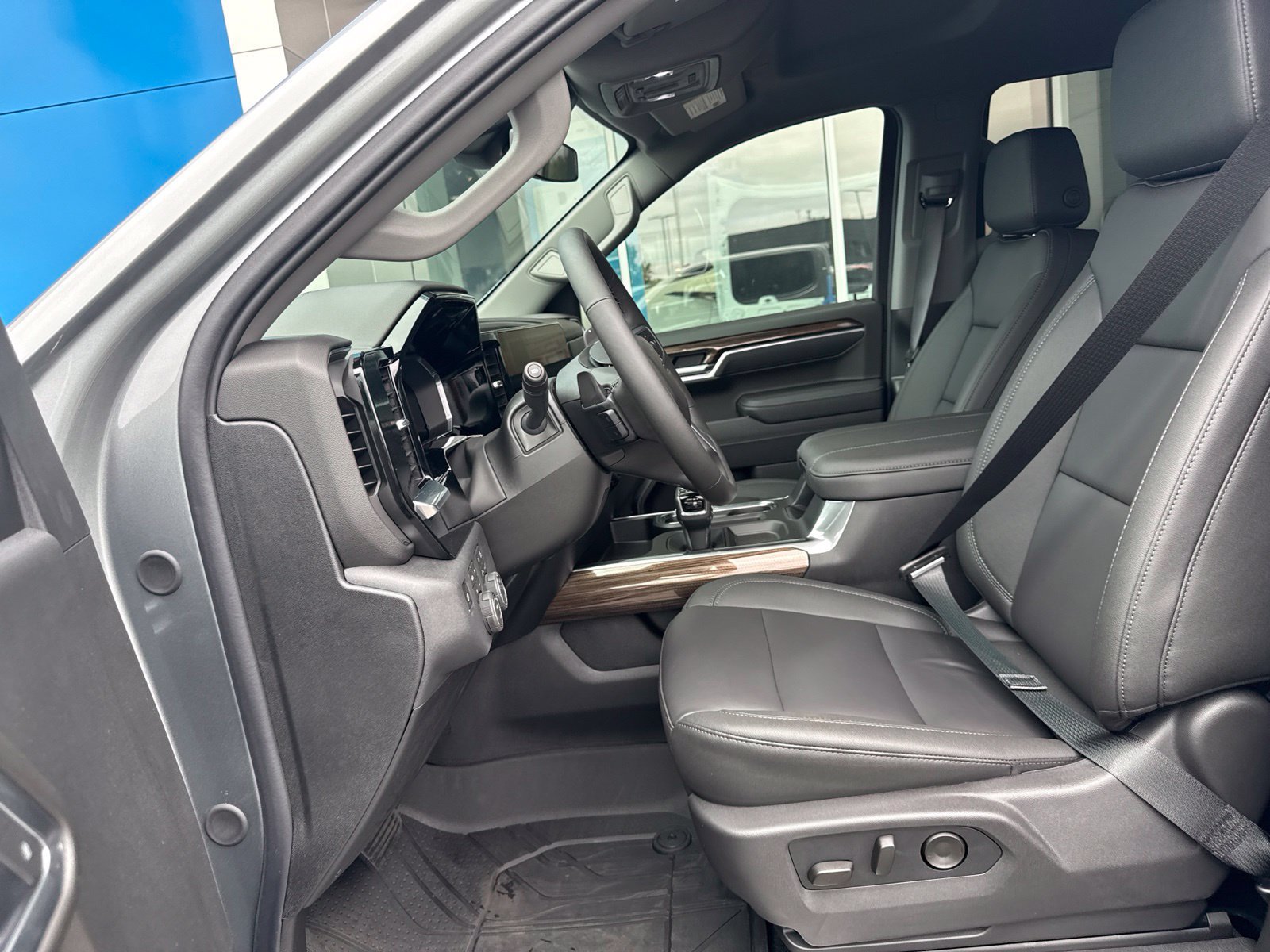 New 2026 Chevrolet Silverado 1500 RST w/ RST All Star Premium Package AWD/4WD image 16