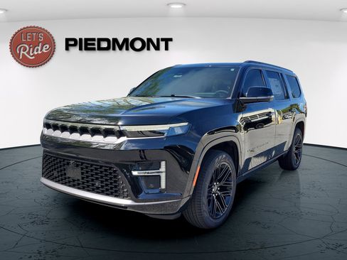 New 2026 Jeep Grand Wagoneer Limited AWD/4WD image 1