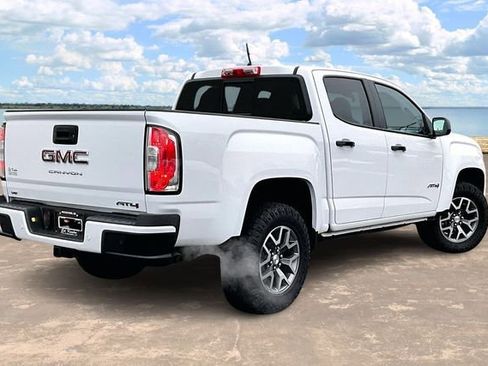 Used 2022 GMC Canyon AT4 w/ Trailering Package AWD/4WD image 6