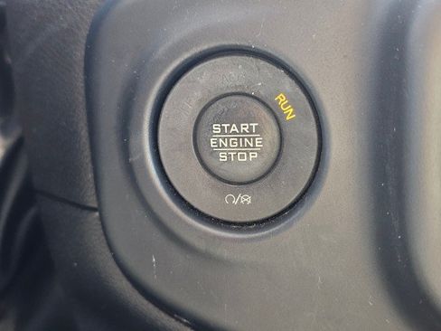 Used 2023 Jeep Wrangler Unlimited AWD/4WD image 42