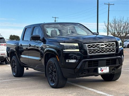 Used 2023 Nissan Frontier SV w/ Midnight Edition Package image 2