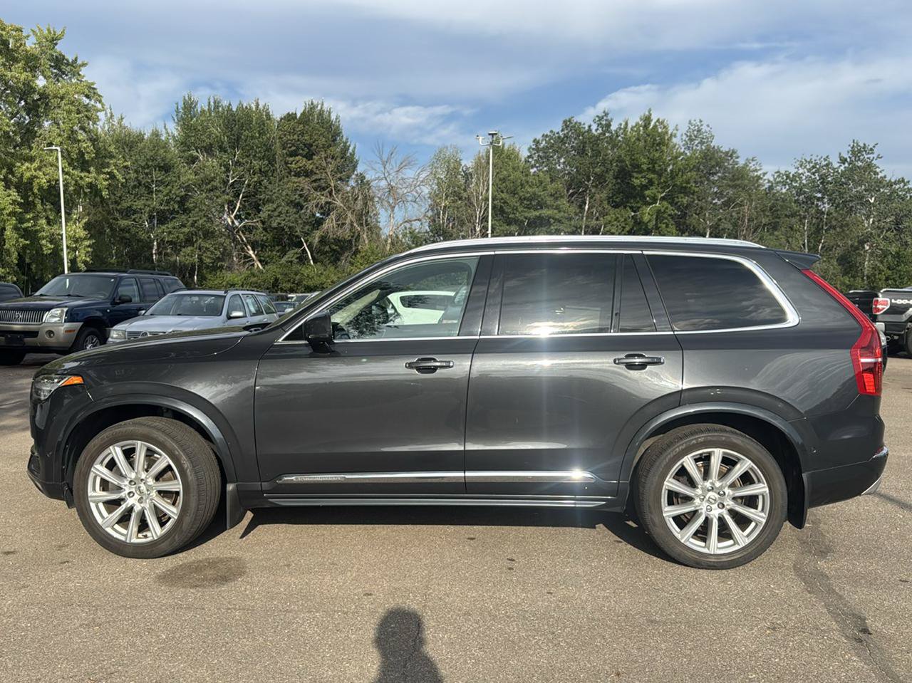 Used 2017 Volvo XC90 T6 Inscription w/ Vision Package AWD/4WD image 8