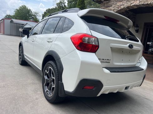 Used 2013 Subaru Crosstrek 2.0i Premium AWD/4WD image 3