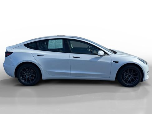 Used 2023 Tesla Model 3 Standard Range RWD image 6