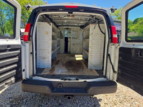 Used 2006 GMC Savana 2500 RWD image 14