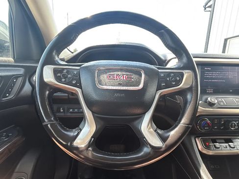 Used 2021 GMC Acadia Denali w/ Denali Ultimate Package AWD/4WD image 21