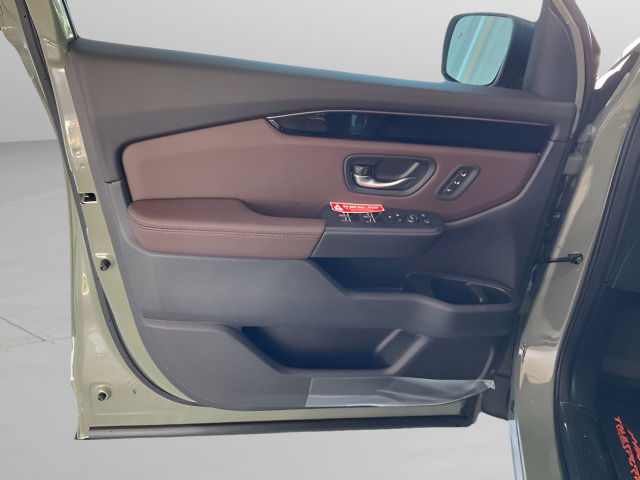 New 2026 Honda Pilot TrailSport image 6