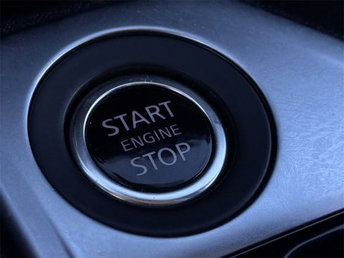 Used 2023 Nissan Sentra SR w/ SR Premium Package image 20