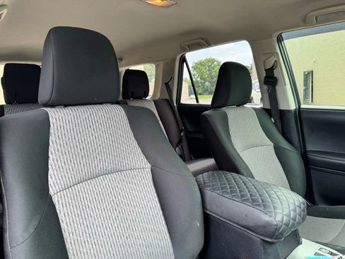 Used 2018 Toyota 4Runner SR5 image 27