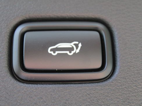 New 2026 Kia Sportage EX FWD image 11