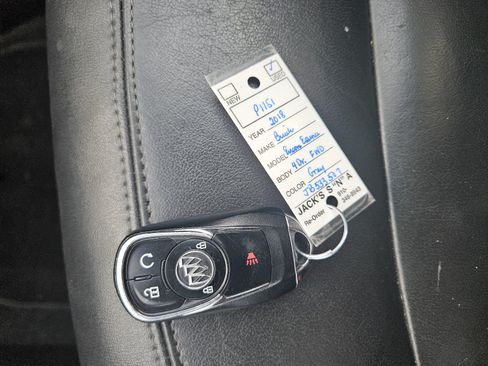 Used 2018 Buick Encore Essence FWD image 17
