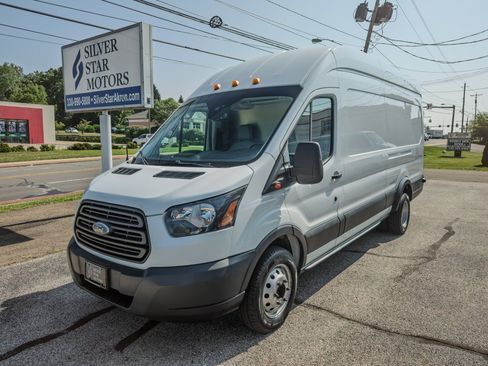 Used 2018 Ford Transit 350 148 High Roof Extended DRW RWD image 4