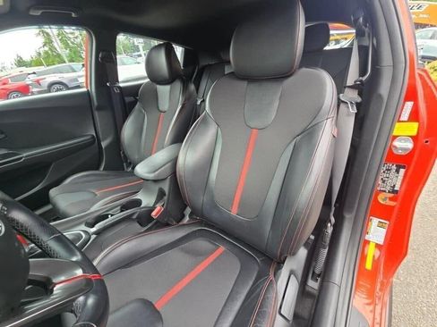 Used 2021 Hyundai Veloster Turbo FWD image 29