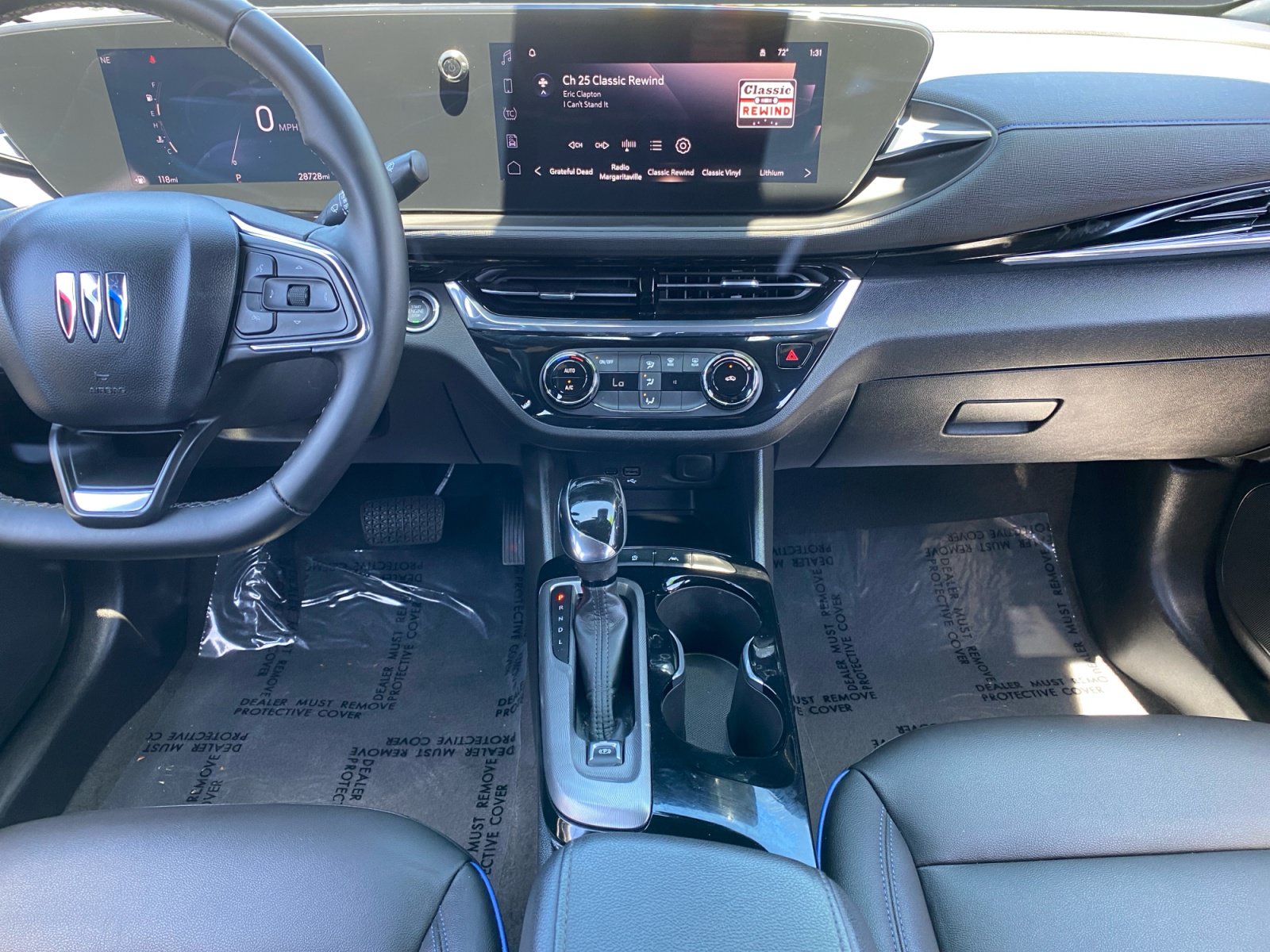 Used 2025 Buick Envista Sport Touring FWD image 11