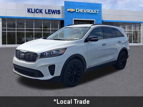 Used 2019 Kia Sorento AWD V6 image 3