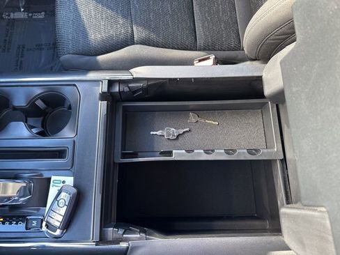 Used 2022 Ford F150 XLT w/ Equipment Group 302A High image 36