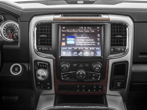 Used 2017 RAM 1500 Laramie w/ Convenience Group RWD image 13