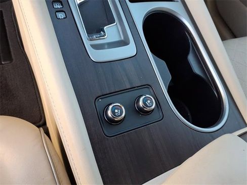 Certified 2019 Nissan Murano Platinum w/ Cargo Package image 15