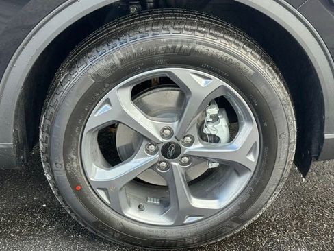 New 2026 Ford Escape ST-Line w/ Cold Weather Package AWD/4WD image 43