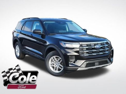 New 2026 Ford Explorer Active image 1