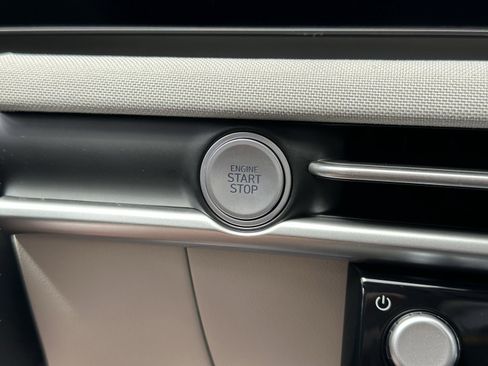 New 2026 Hyundai Tucson Limited image 33