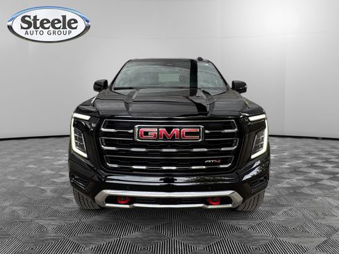 Certified 2025 GMC Yukon AT4 AWD/4WD image 8