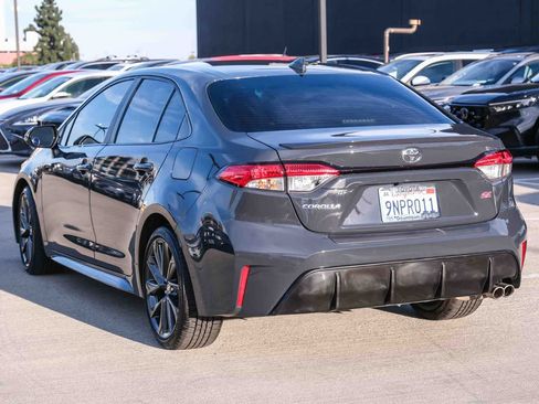 Certified 2024 Toyota Corolla SE w/ SE Premium Package FWD image 6