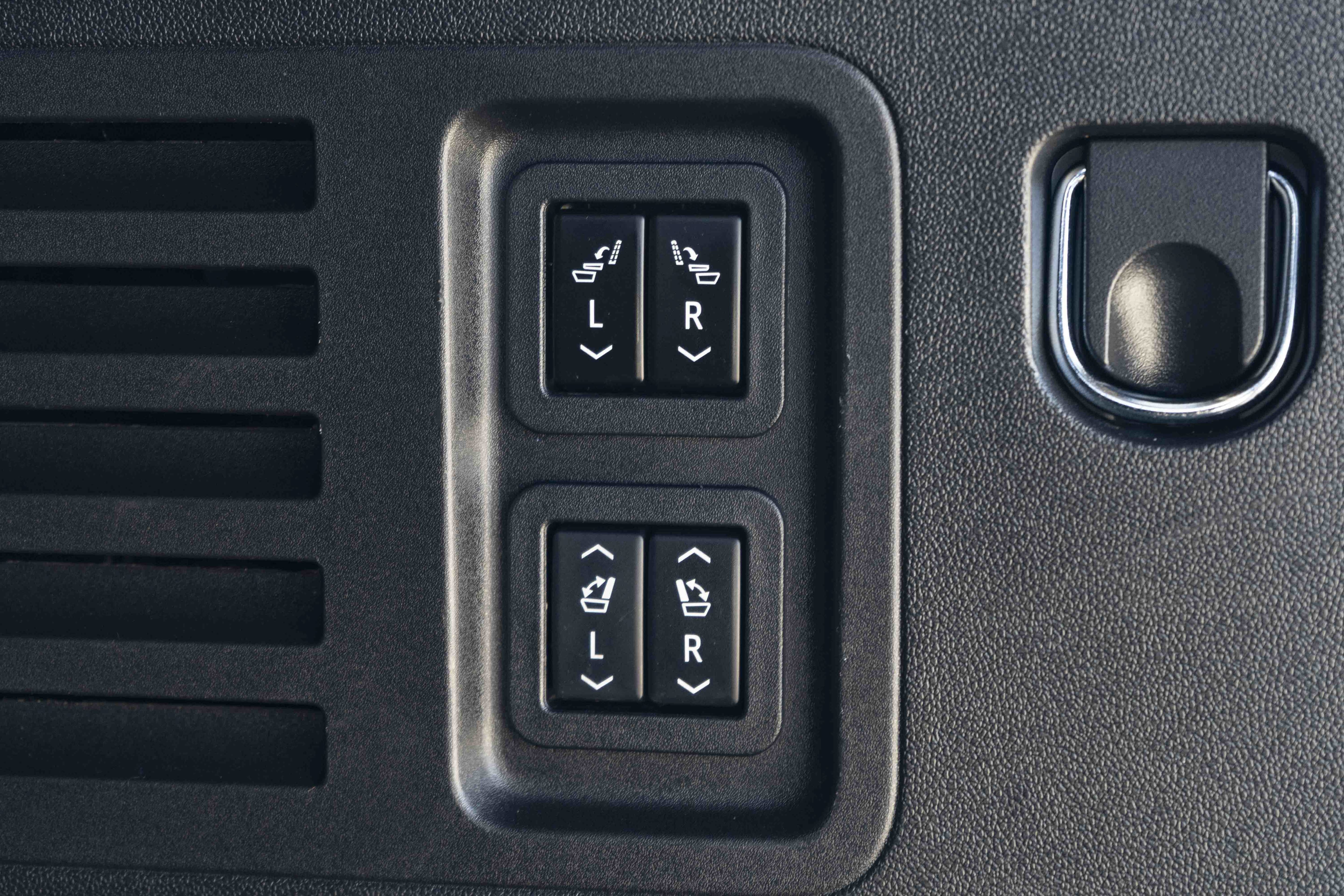 Used 2024 GMC Acadia Denali AWD/4WD image 37
