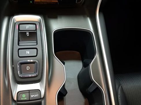 Used 2022 Honda Accord Sport image 35