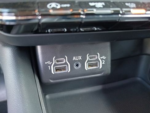 Certified 2024 Dodge Durango SXT image 19