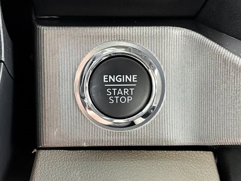 Used 2025 Ford F450 Platinum w/ Platinum Plus Package image 9