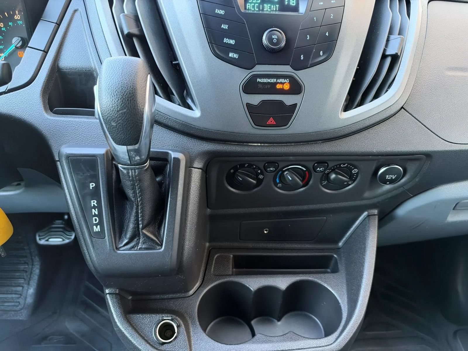 Used 2019 Ford Transit 250 130 Low Roof RWD image 27