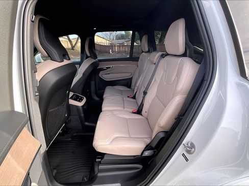 New 2026 Volvo XC90 T8 Ultra image 12