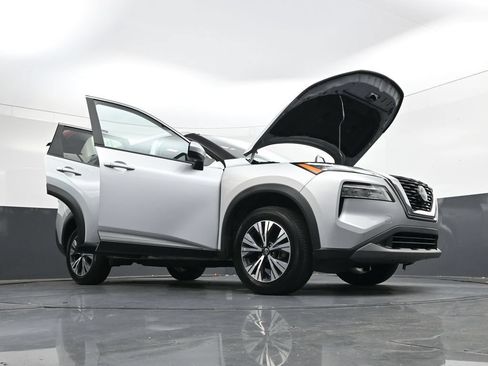 Used 2023 Nissan Rogue SV FWD image 46