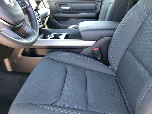 New 2026 RAM 1500 Express AWD/4WD image 22