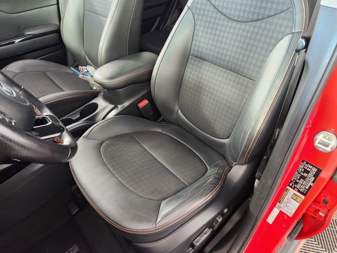 Used 2018 Kia Soul ! w/ Tech Package image 12