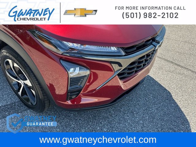 Used 2024 Chevrolet Trax RS w/ Driver Confidence Package FWD image 13