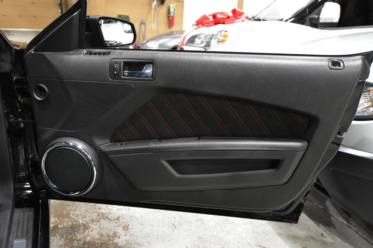 Used 2013 Ford Mustang GT Premium w/ GT Track Pkg RWD image 33